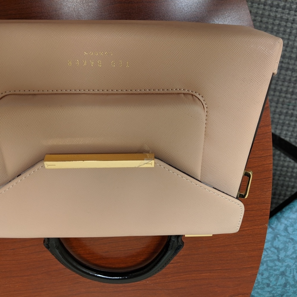 Purse - Picture 2 of 4